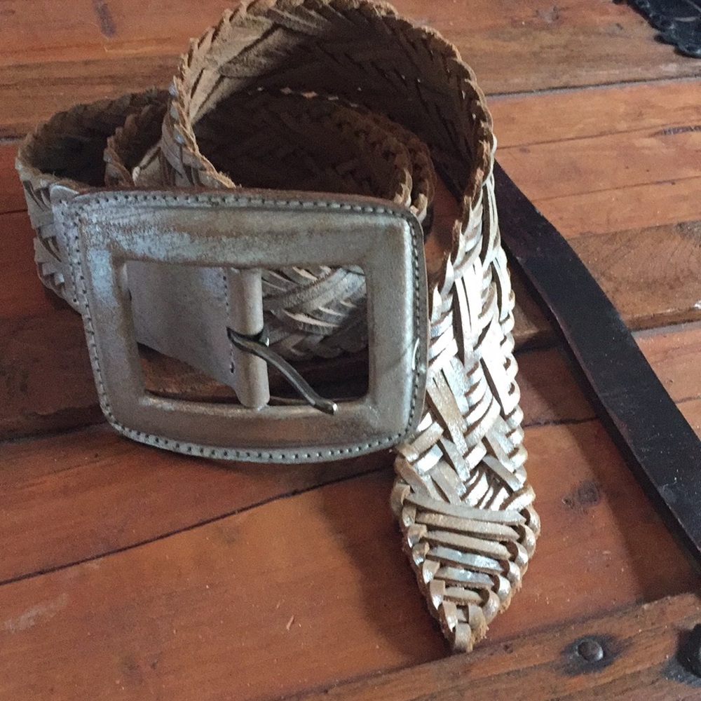 Simply Vera Genuine leather belt